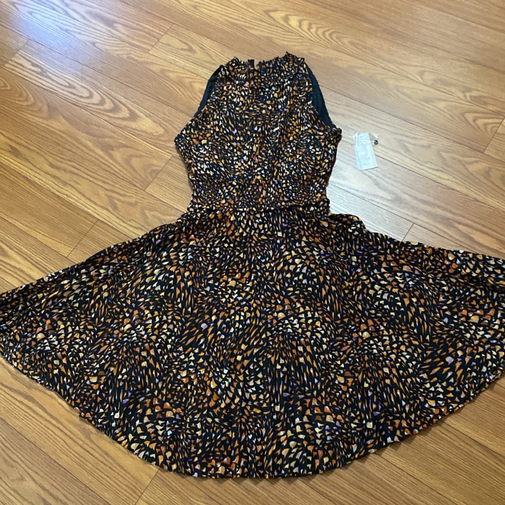 Nanette Lepore black with orange print woman’s pleated dress, high neck sz 16 - Picture 15 of 15